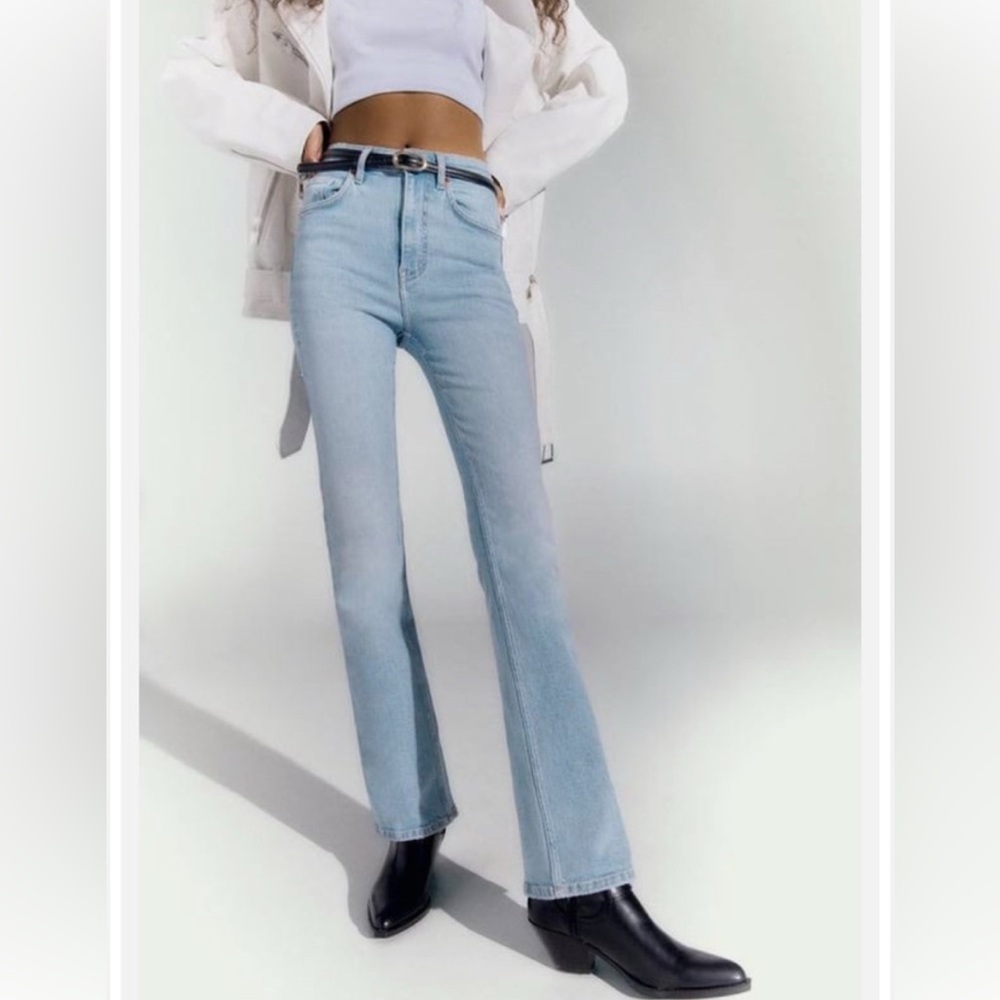 Zara Light Blue Flare Jeans | (NWOT) | size 36/ 4